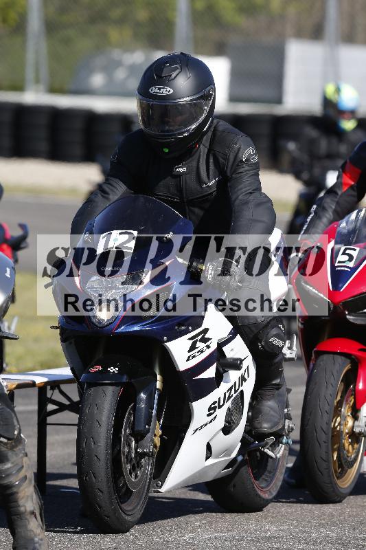 /05 07.04.2026 Cornu Master School ADR/Gruppe gruen/12